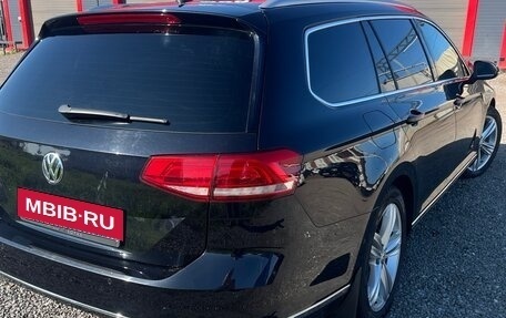 Volkswagen Passat B8 рестайлинг, 2018 год, 2 550 000 рублей, 3 фотография