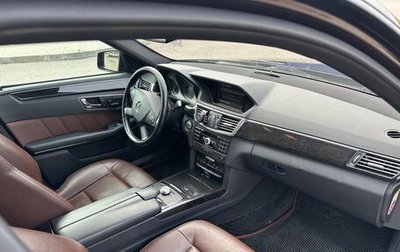 Mercedes-Benz E-Класс, 2010 год, 1 100 000 рублей, 1 фотография