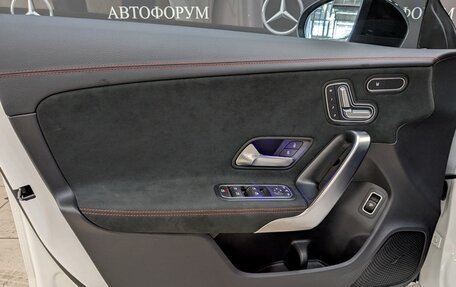 Mercedes-Benz CLA, 2021 год, 3 650 000 рублей, 12 фотография