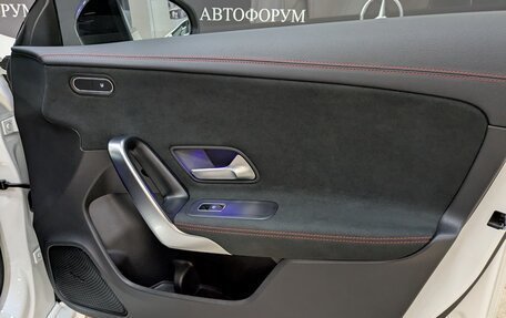 Mercedes-Benz CLA, 2021 год, 3 650 000 рублей, 13 фотография
