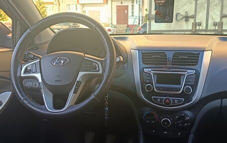 Hyundai Solaris II рестайлинг, 2011 год, 749 000 рублей, 12 фотография