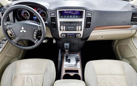 Mitsubishi Pajero IV, 2007 год, 1 220 000 рублей, 21 фотография