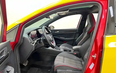 Volkswagen Golf GTI, 2021 год, 2 666 369 рублей, 9 фотография