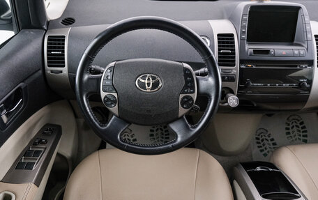 Toyota Prius, 2009 год, 1 079 000 рублей, 14 фотография