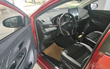 Toyota Yaris XP150 рестайлинг, 2022 год, 1 666 369 рублей, 12 фотография