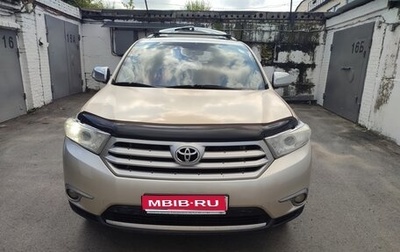 Toyota Highlander III, 2012 год, 1 600 000 рублей, 1 фотография