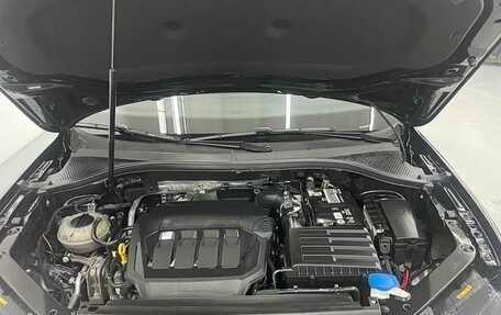 Volkswagen Tiguan II, 2021 год, 2 590 000 рублей, 15 фотография