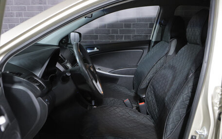 Hyundai Solaris II рестайлинг, 2011 год, 800 000 рублей, 9 фотография