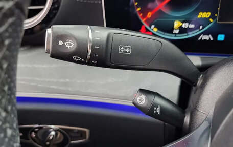 Mercedes-Benz E-Класс, 2022 год, 4 050 000 рублей, 13 фотография