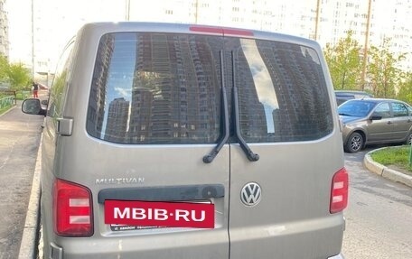 Volkswagen Multivan T6 рестайлинг, 2018 год, 4 260 000 рублей, 5 фотография