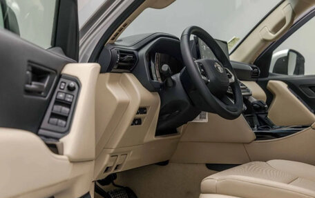 Toyota Land Cruiser, 2025 год, 8 100 000 рублей, 11 фотография