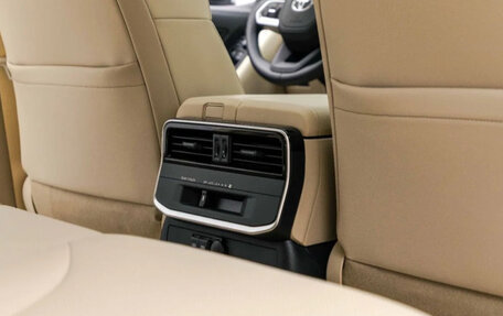 Toyota Land Cruiser, 2025 год, 8 100 000 рублей, 16 фотография