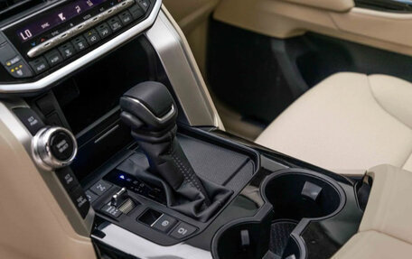 Toyota Land Cruiser, 2025 год, 8 100 000 рублей, 14 фотография