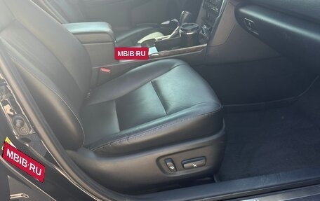 Toyota Camry, 2017 год, 1 950 000 рублей, 6 фотография