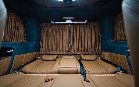 Mercedes-Benz V-Класс, 2025 год, 15 700 000 рублей, 33 фотография