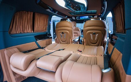 Mercedes-Benz V-Класс, 2025 год, 15 700 000 рублей, 36 фотография