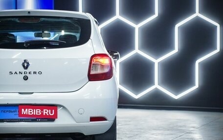 Renault Sandero II рестайлинг, 2014 год, 460 000 рублей, 17 фотография