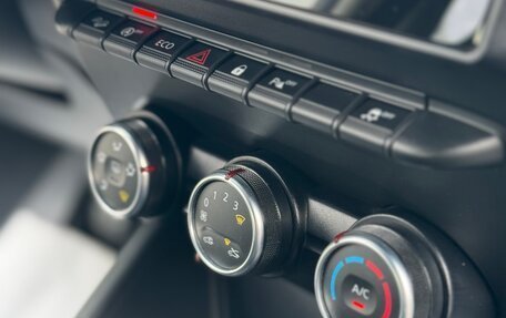 Dacia Duster II, 2020 год, 1 700 000 рублей, 30 фотография