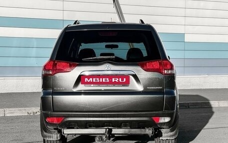 Mitsubishi Pajero Sport II рестайлинг, 2014 год, 1 649 000 рублей, 6 фотография