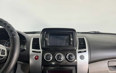 Mitsubishi Pajero Sport II рестайлинг, 2014 год, 1 649 000 рублей, 19 фотография