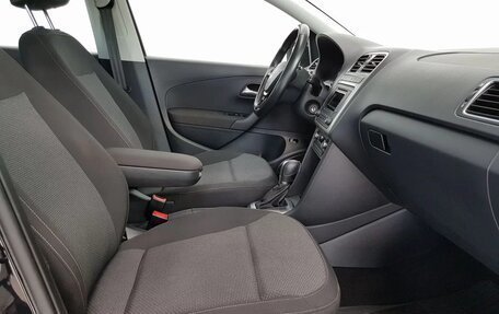 Volkswagen Polo VI (EU Market), 2017 год, 1 400 000 рублей, 19 фотография