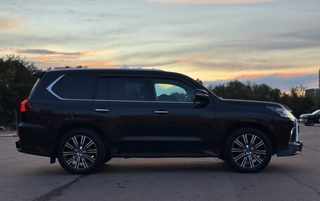 Lexus LX III, 2017 год, 8 500 000 рублей, 4 фотография