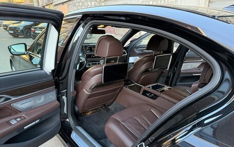 BMW 7 серия, 2016 год, 4 690 000 рублей, 15 фотография