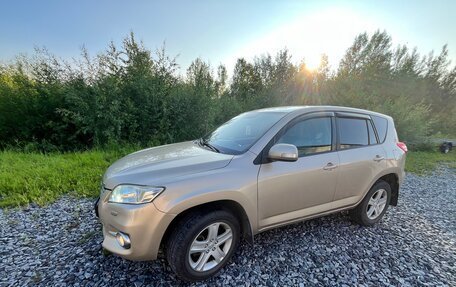 Toyota RAV4, 2010 год, 1 310 000 рублей, 2 фотография