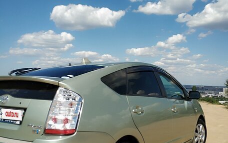 Toyota Prius, 2008 год, 900 000 рублей, 3 фотография