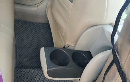 Toyota Prius, 2008 год, 900 000 рублей, 7 фотография