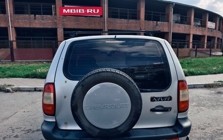 Chevrolet Niva I рестайлинг, 2003 год, 300 000 рублей, 4 фотография