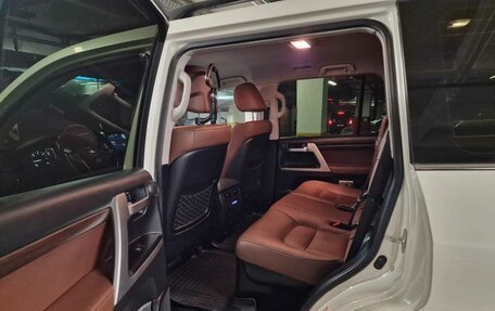 Toyota Land Cruiser 200, 2016 год, 5 700 000 рублей, 5 фотография