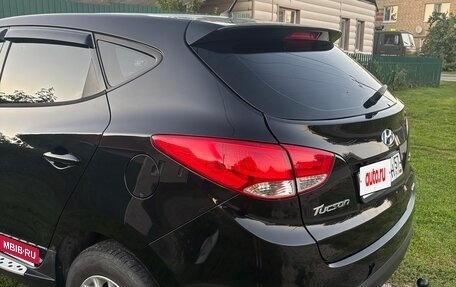 Hyundai Tucson III, 2009 год, 1 250 000 рублей, 2 фотография
