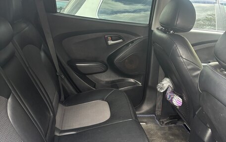 Hyundai Tucson III, 2009 год, 1 250 000 рублей, 9 фотография