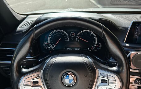 BMW 7 серия, 2016 год, 4 900 000 рублей, 11 фотография