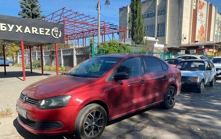 Volkswagen Polo VI (EU Market), 2011 год, 670 000 рублей, 3 фотография