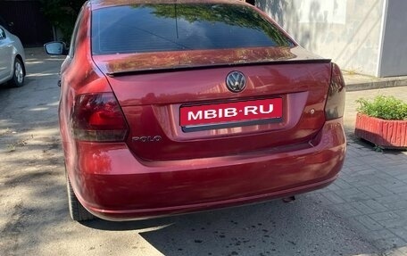 Volkswagen Polo VI (EU Market), 2011 год, 670 000 рублей, 1 фотография