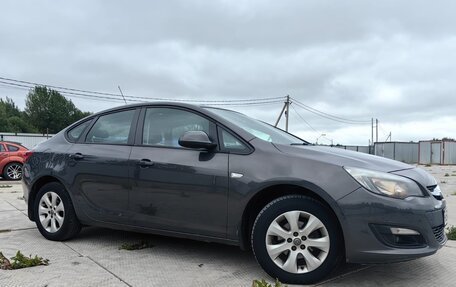Opel Astra J, 2014 год, 950 000 рублей, 2 фотография