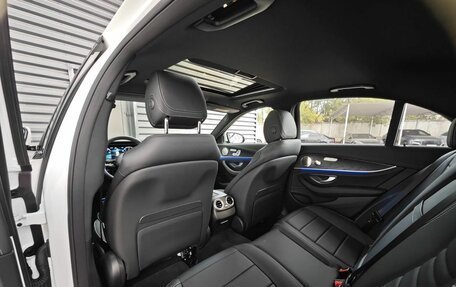 Mercedes-Benz E-Класс, 2023 год, 7 200 000 рублей, 25 фотография