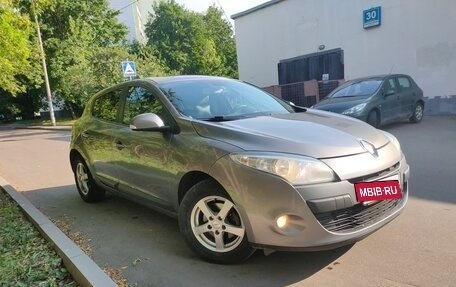 Renault Megane III, 2011 год, 590 000 рублей, 3 фотография