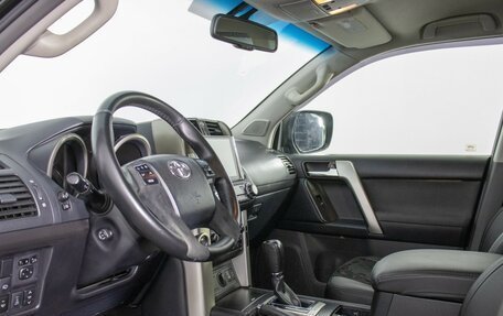Toyota Land Cruiser Prado 150 рестайлинг 2, 2012 год, 2 678 000 рублей, 10 фотография