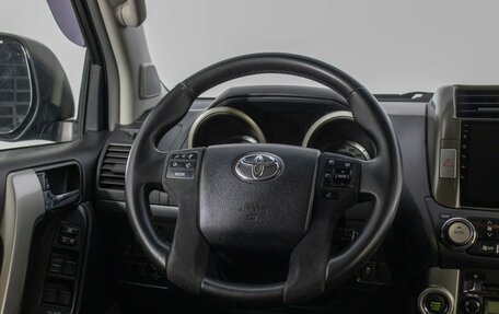Toyota Land Cruiser Prado 150 рестайлинг 2, 2012 год, 2 678 000 рублей, 15 фотография
