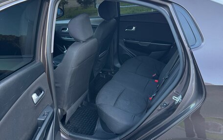 KIA Rio III рестайлинг, 2016 год, 735 000 рублей, 16 фотография