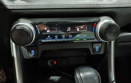 Toyota RAV4, 2021 год, 2 030 277 рублей, 12 фотография