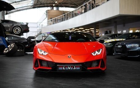 Lamborghini Huracán, 2019 год, 18 800 000 рублей, 5 фотография