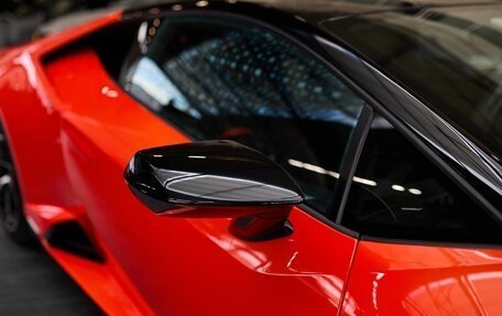 Lamborghini Huracán, 2019 год, 18 800 000 рублей, 9 фотография
