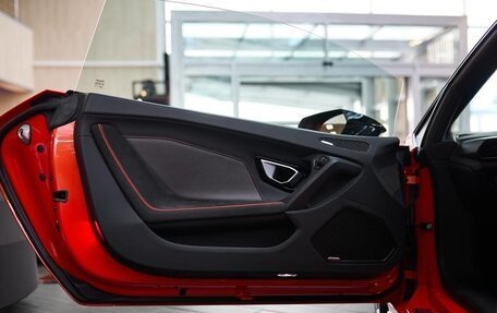 Lamborghini Huracán, 2019 год, 18 800 000 рублей, 8 фотография