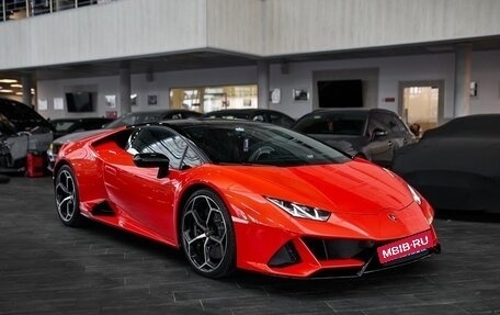Lamborghini Huracán, 2019 год, 18 800 000 рублей, 16 фотография