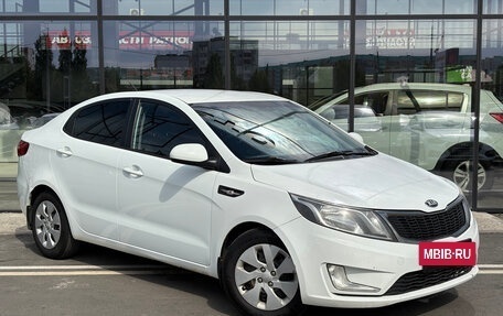 KIA Rio III рестайлинг, 2013 год, 799 000 рублей, 4 фотография