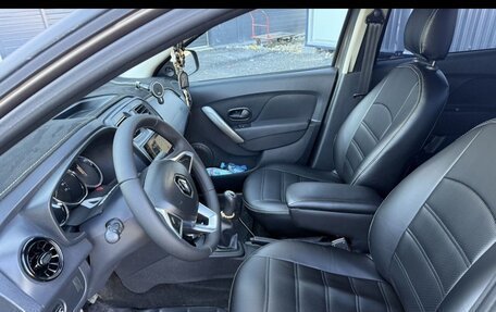 Renault Logan II, 2019 год, 790 000 рублей, 3 фотография